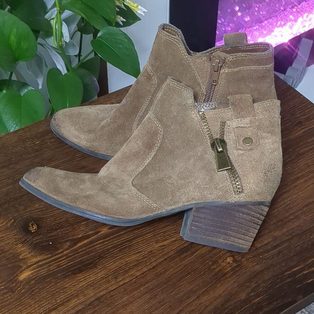 Crown Vintage Brown Suede Ankle Bootie Zip Women's Pointed Toe Size 6M